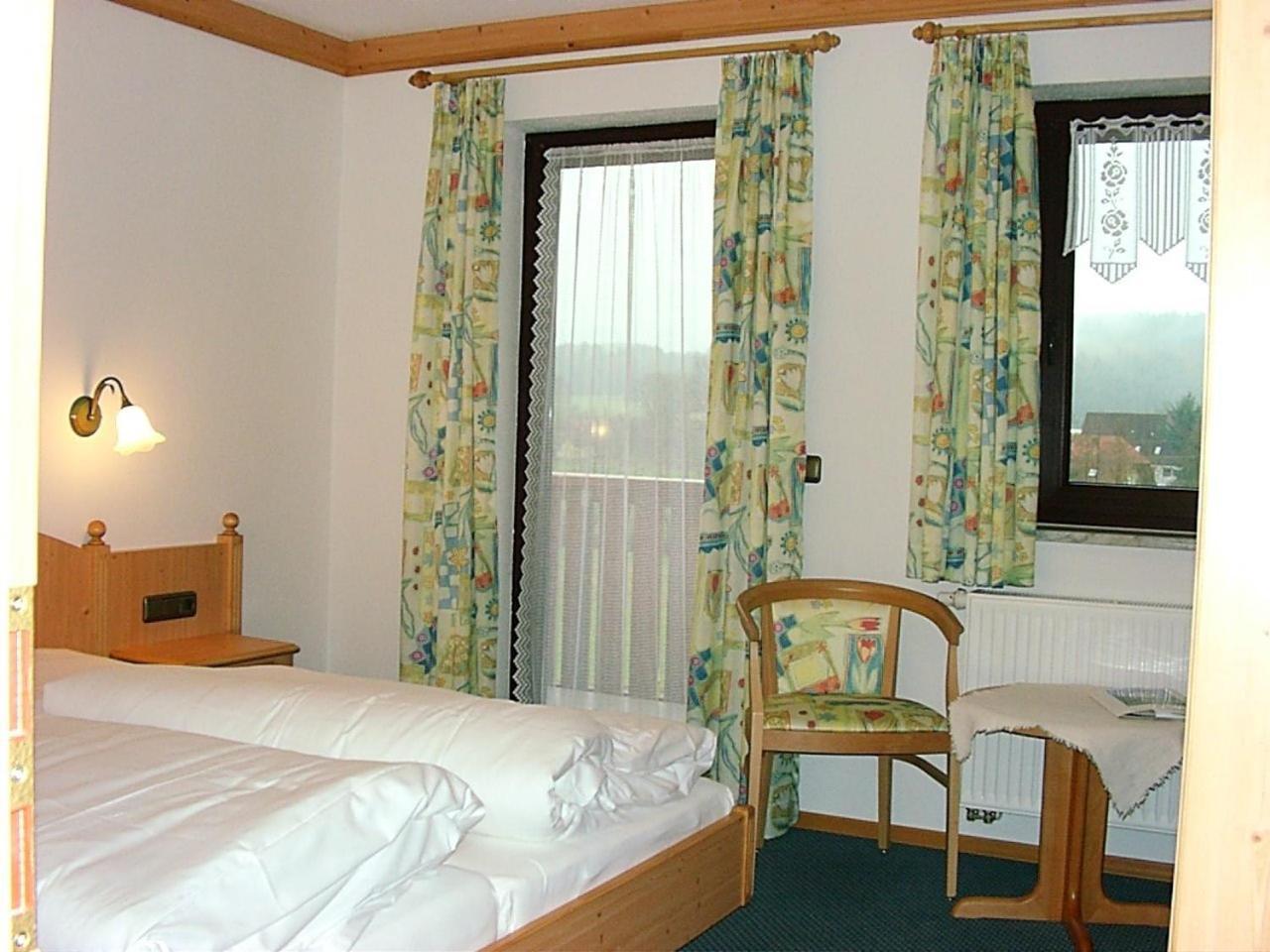 Landhotel Steigerwaldhaus Burghaslach المظهر الخارجي الصورة