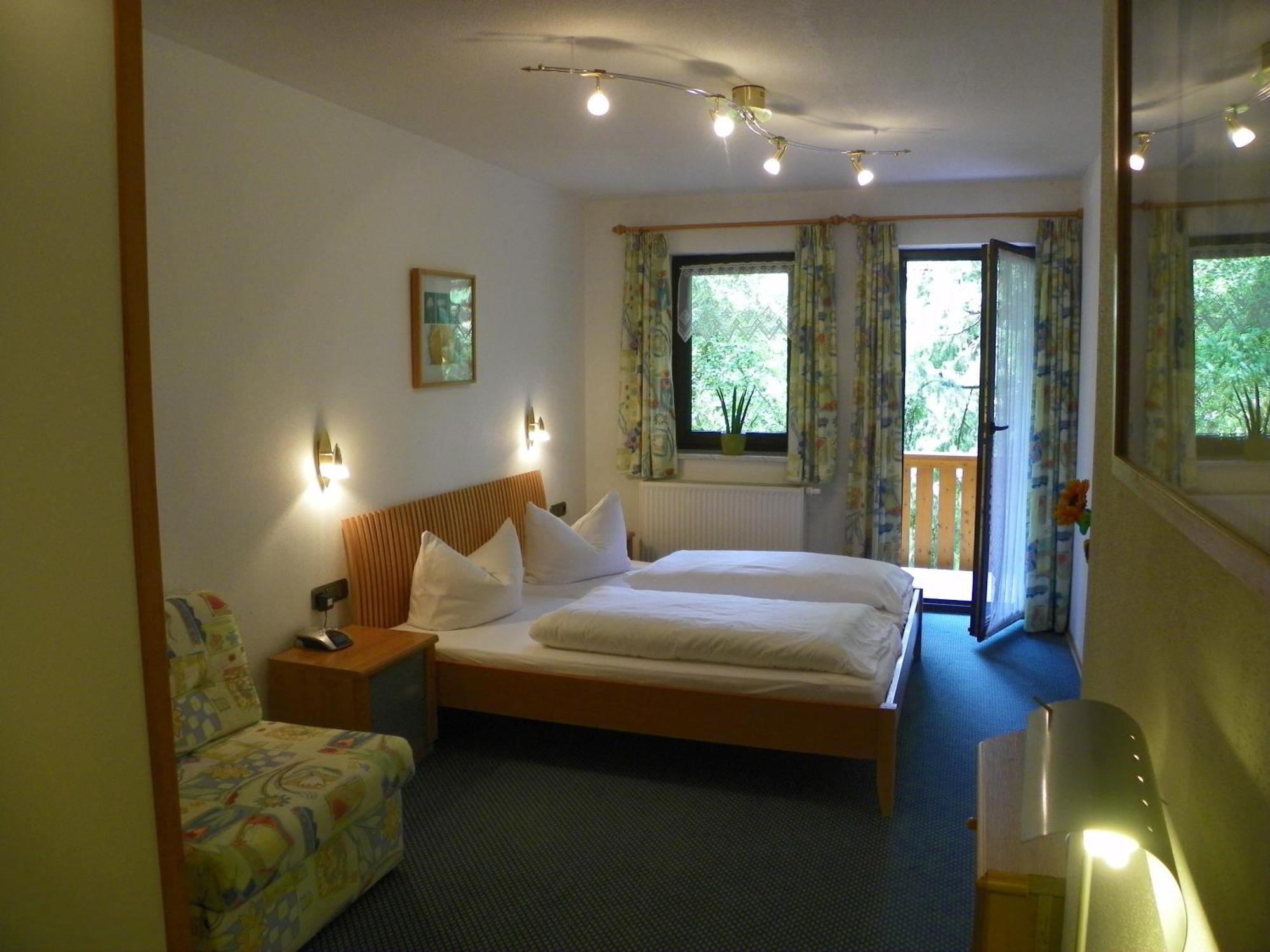 Landhotel Steigerwaldhaus Burghaslach المظهر الخارجي الصورة