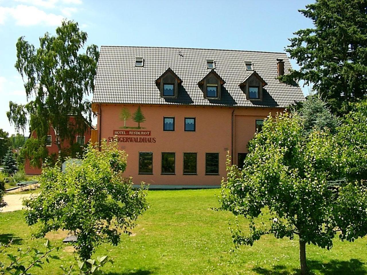 Landhotel Steigerwaldhaus Burghaslach المظهر الخارجي الصورة